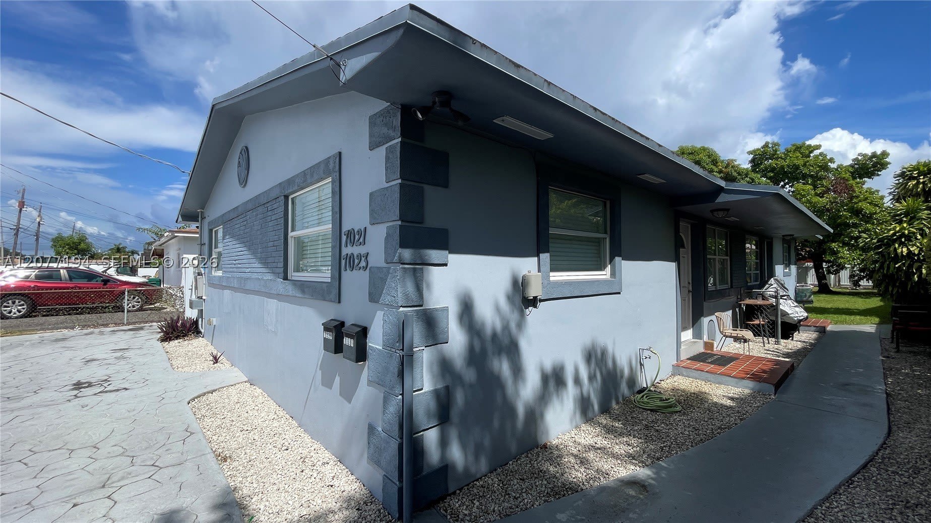 7021 SW 22nd St – photo 2