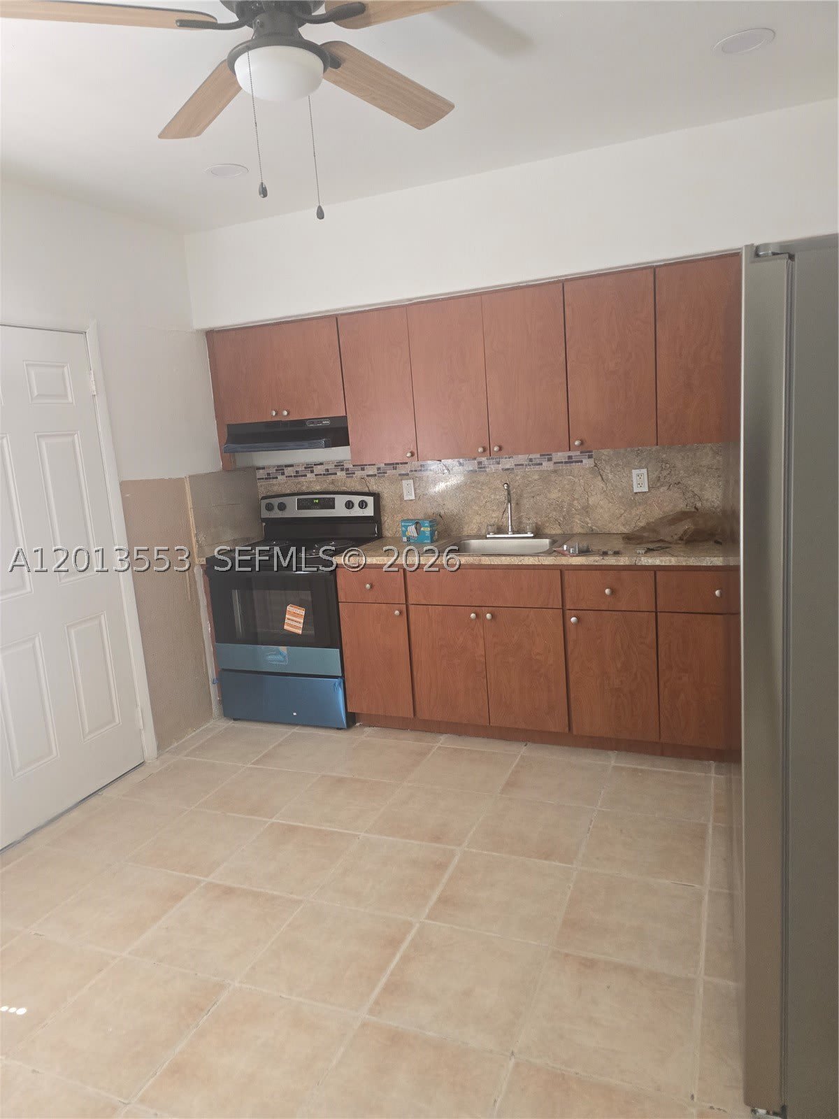 210 NW 69th St – photo 4