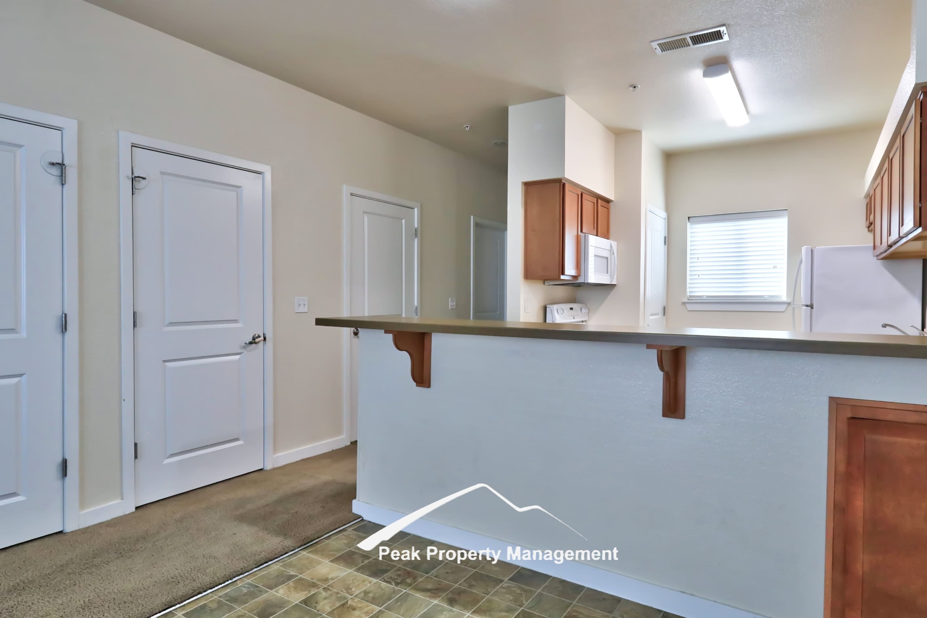 427 1st Ave N, 107 – photo 5