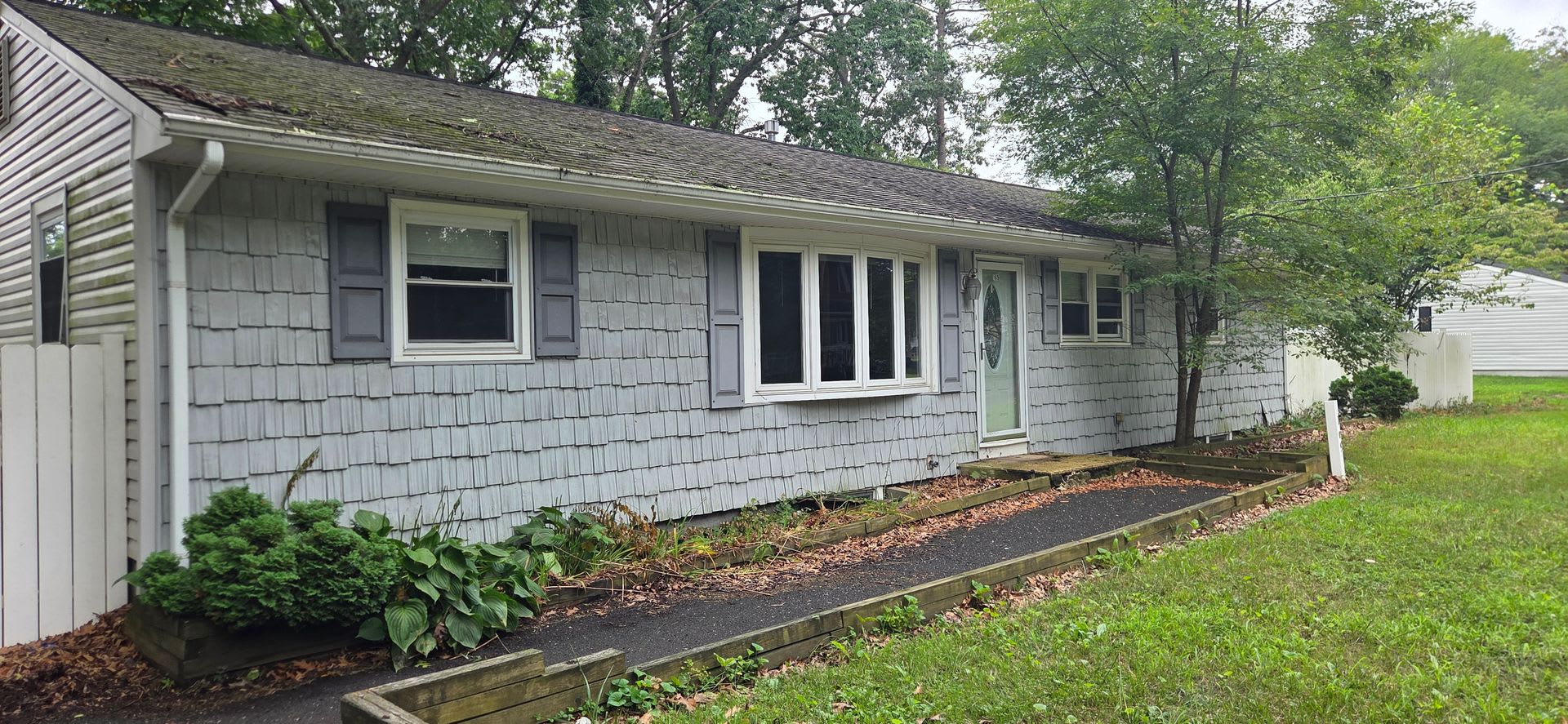Your Dream Rental Awaits At 169 Daniels Ave Browns Mills Nj 08015 – photo 2