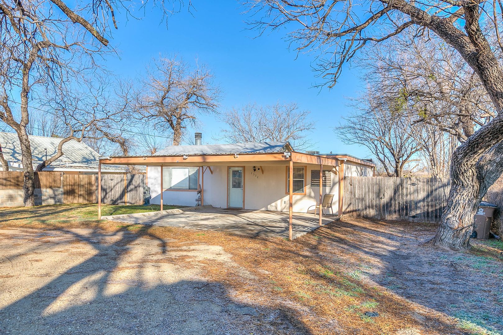 Available For Pre Lease December 2026 Lakefront Home Fully Furnished – photo 5
