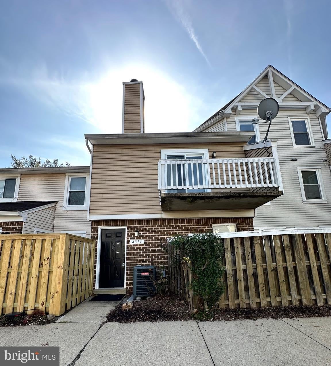 4311 PEMBROOK VILLAGE Drive – photo 1