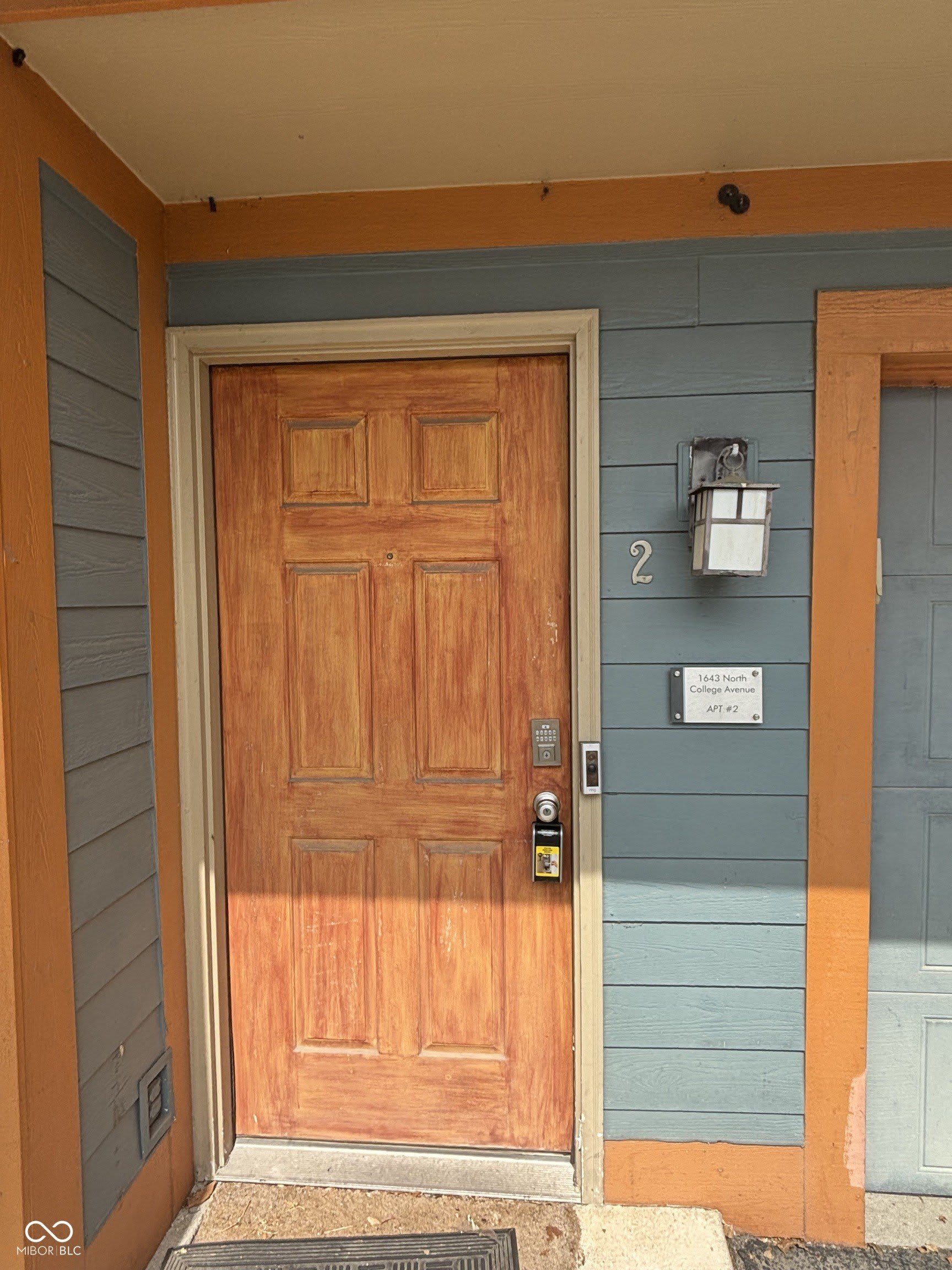 1643 N College Avenue N – photo 2