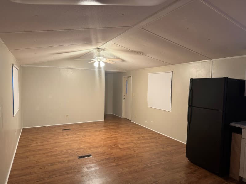 7920 Sunrunner Dr – photo 5