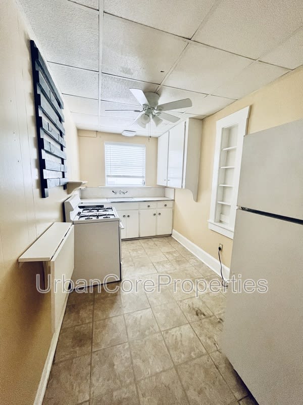 1233 Oak St Ne – photo 5