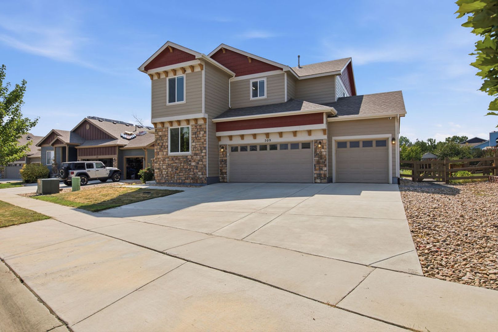4 Bedroom 3 Bathroom in Berthoud – photo 3