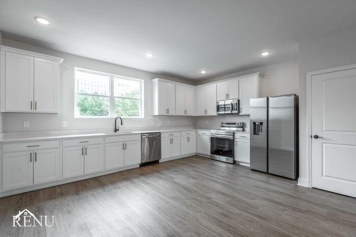 5687 Sofias Circle – photo 2