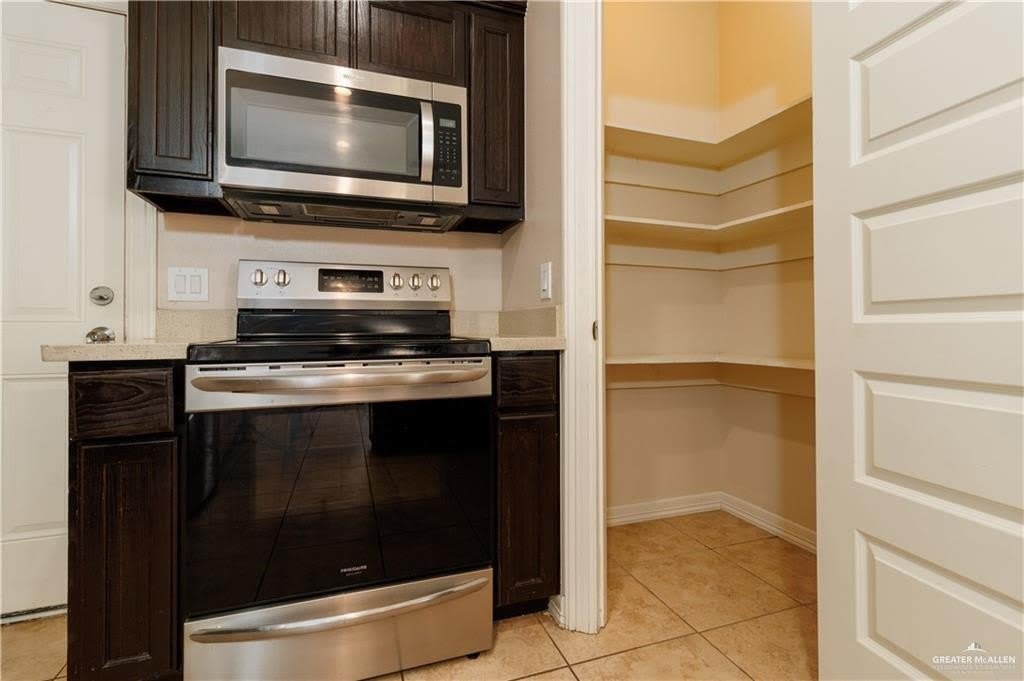 2710 E Garfield Avenue – photo 3