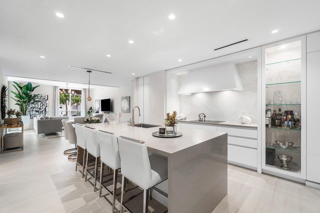 200 SE Mizner Boulevard – photo 5