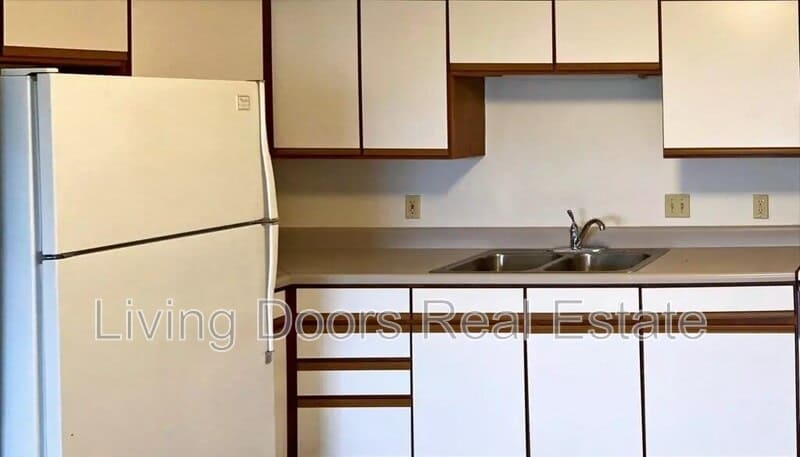 603 S. Washington St – photo 1