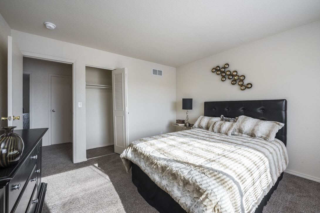 Parkview Townhomes – photo 1