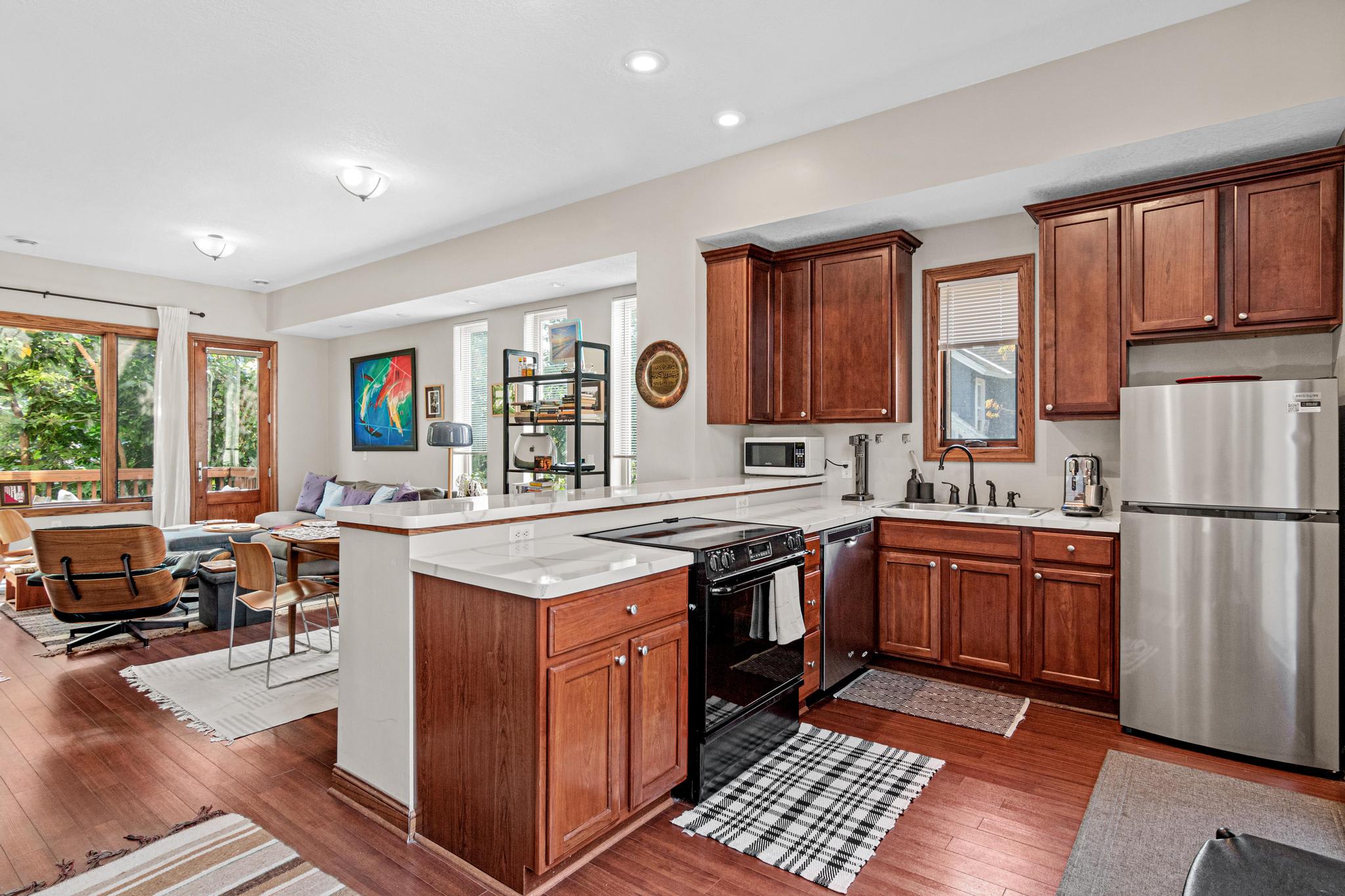 2711 1st Ave S – photo 3