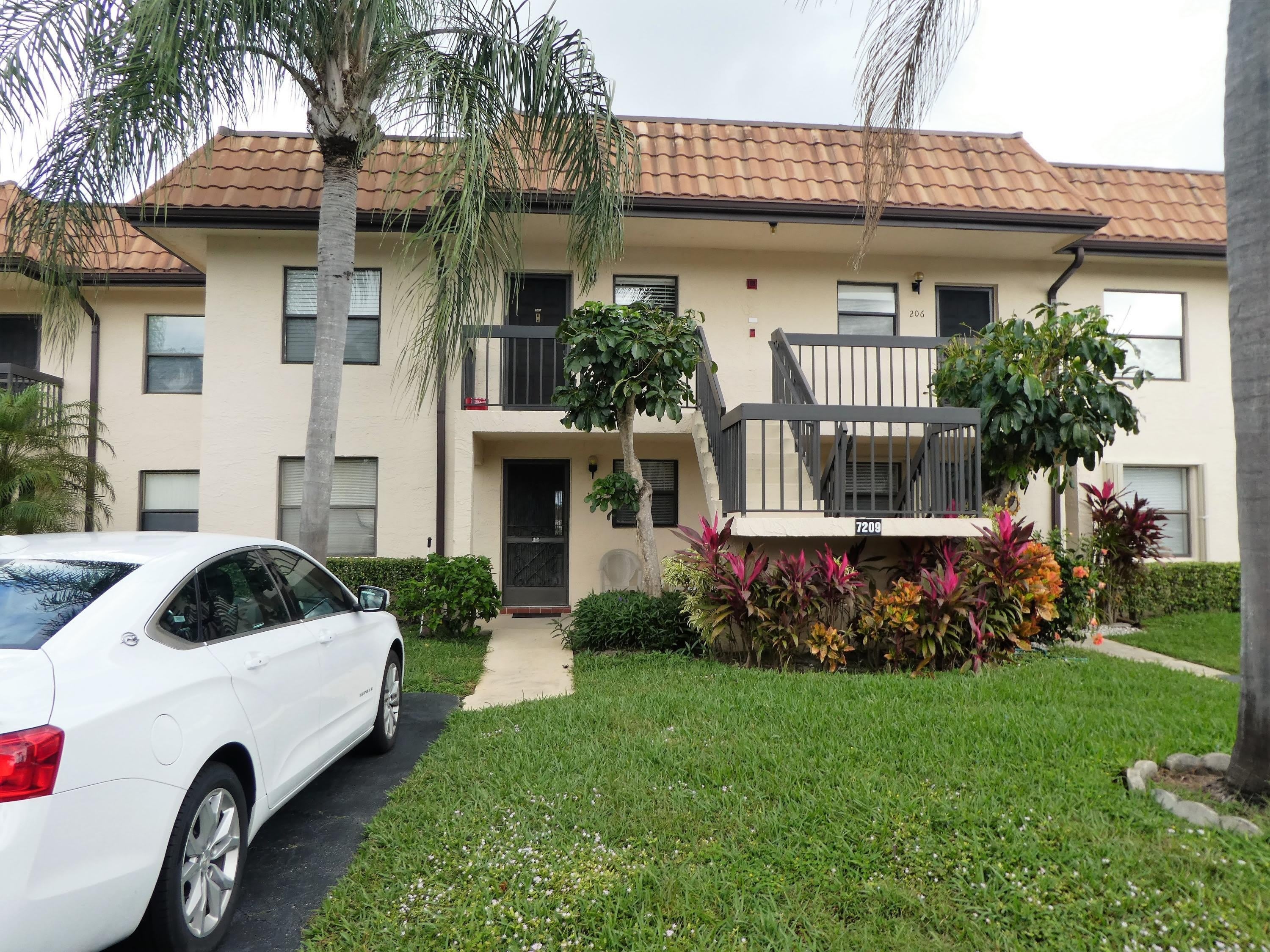 7209 Golf Colony Court – photo 1