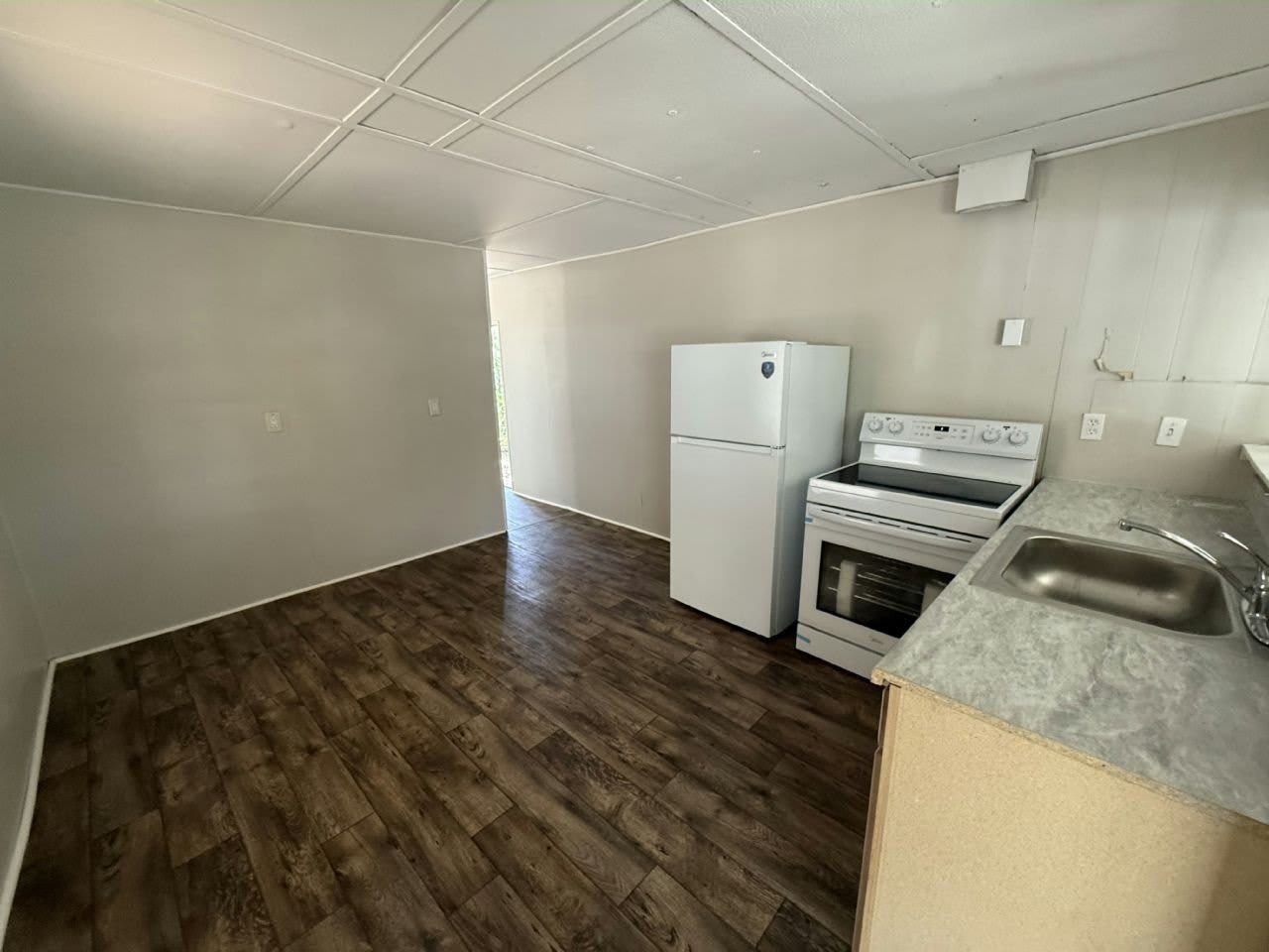 130 S Suncoast Blvd – photo 3