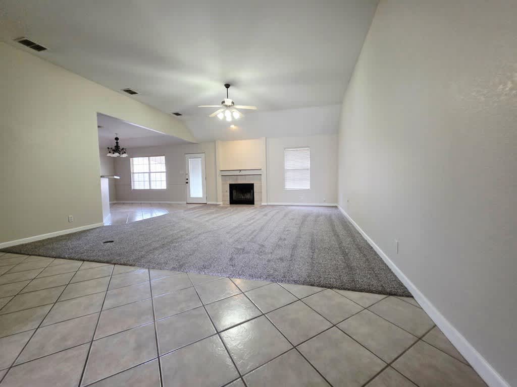 5208 Lavaca Ave – photo 3