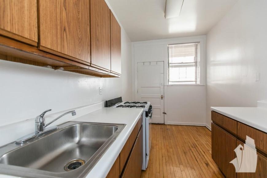 819 West Waveland – photo 2