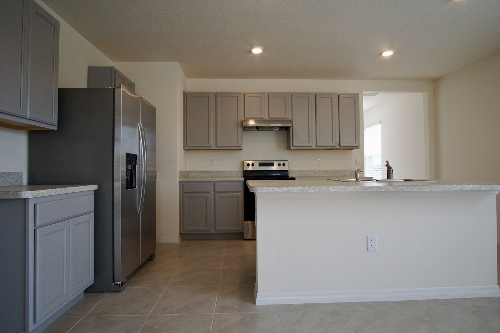 Single-family home in Davenport, FL! – photo 4