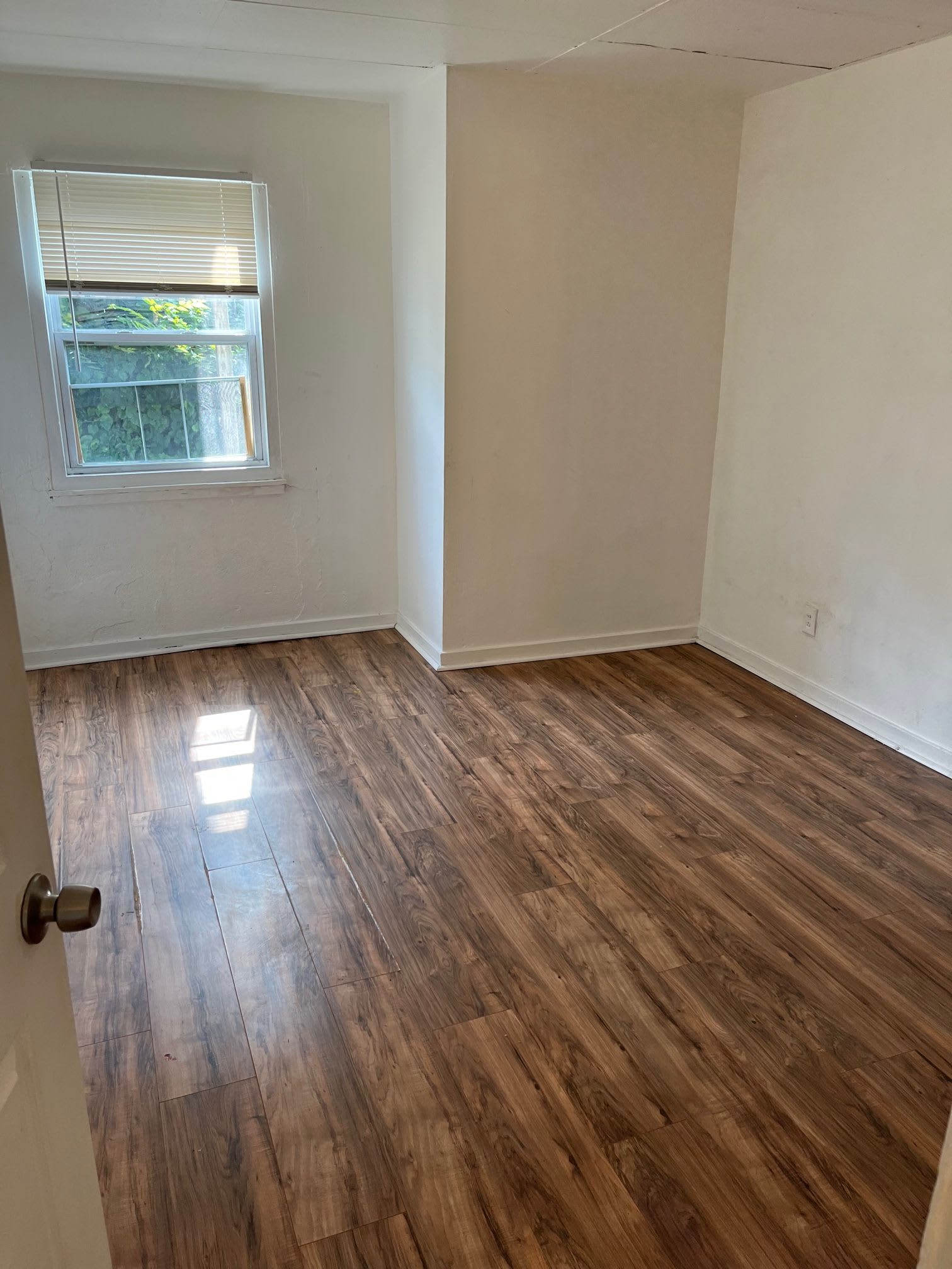 916 Gibson St – photo 1