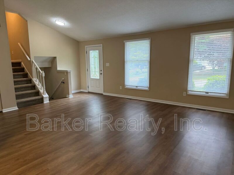 507 Trappers Run Drive – photo 2