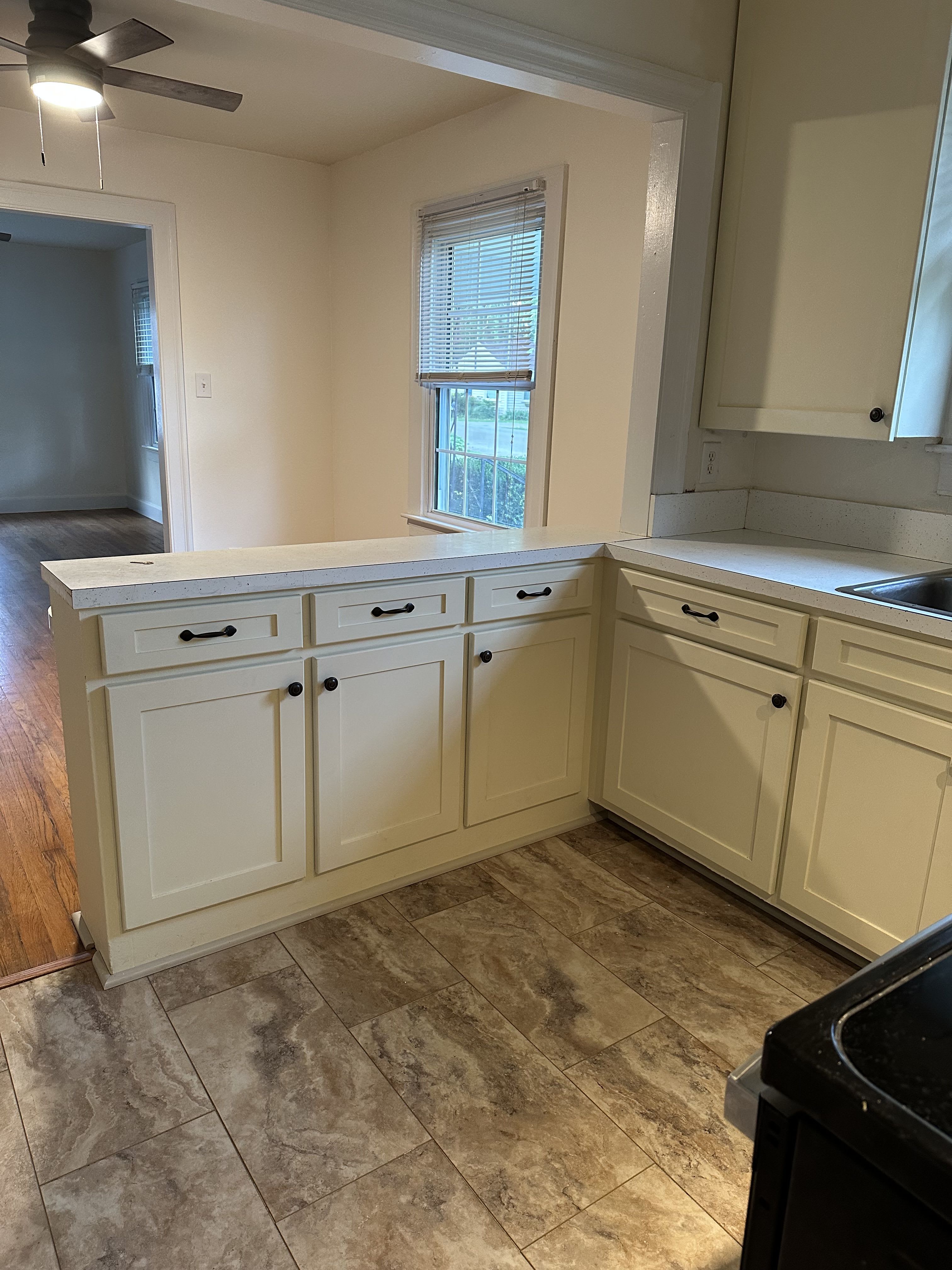 809 Leaf Ave – photo 4