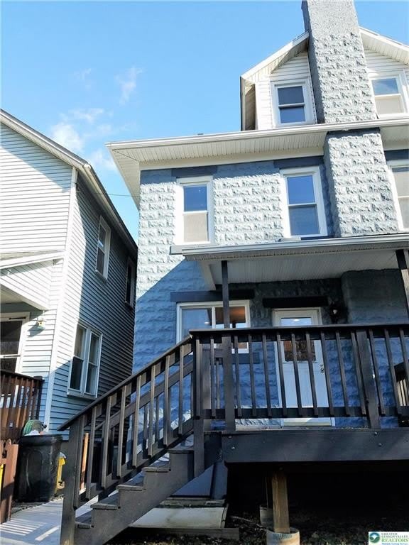 696 Main Street – photo 2