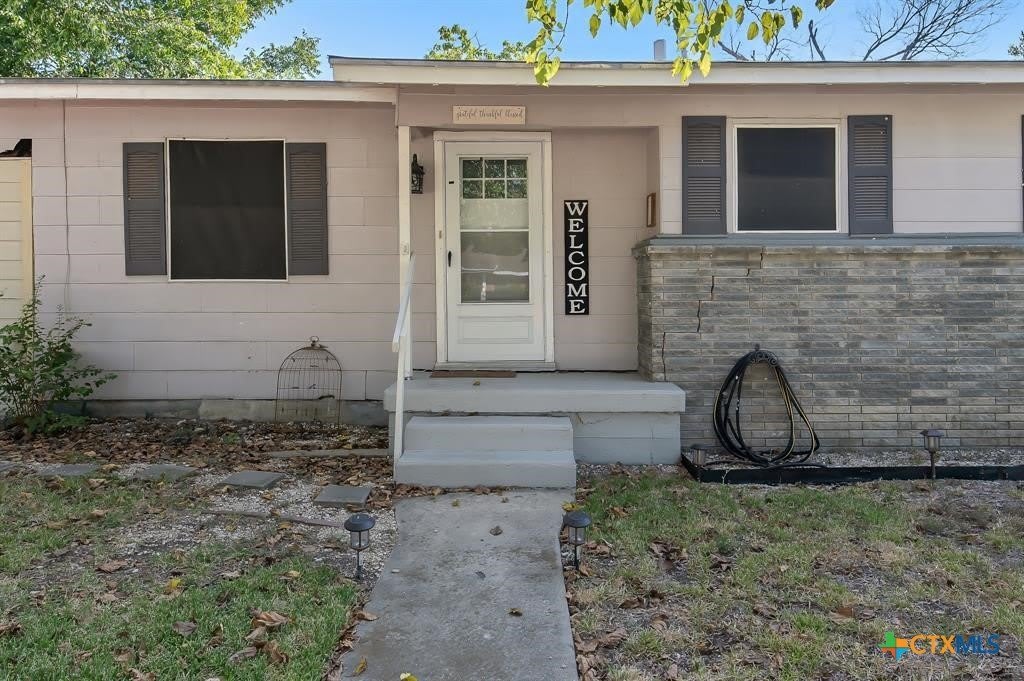 906 Debus Drive – photo 4