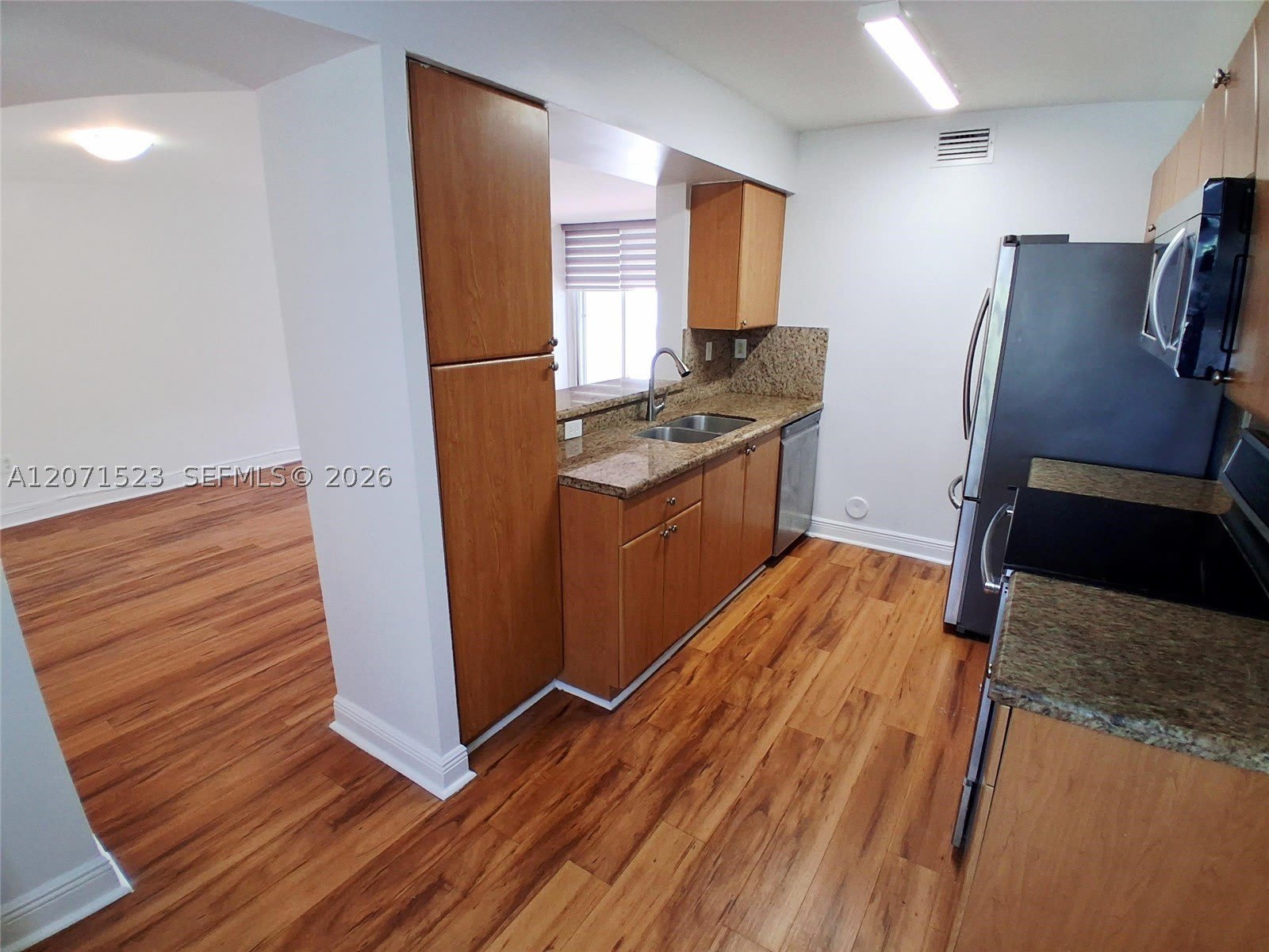 4621 NW 97 CT – photo 5