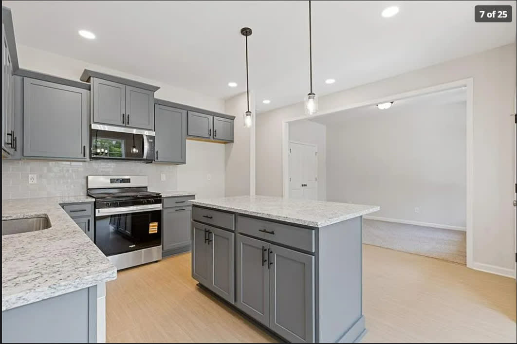 212 Westpark Drive – photo 4