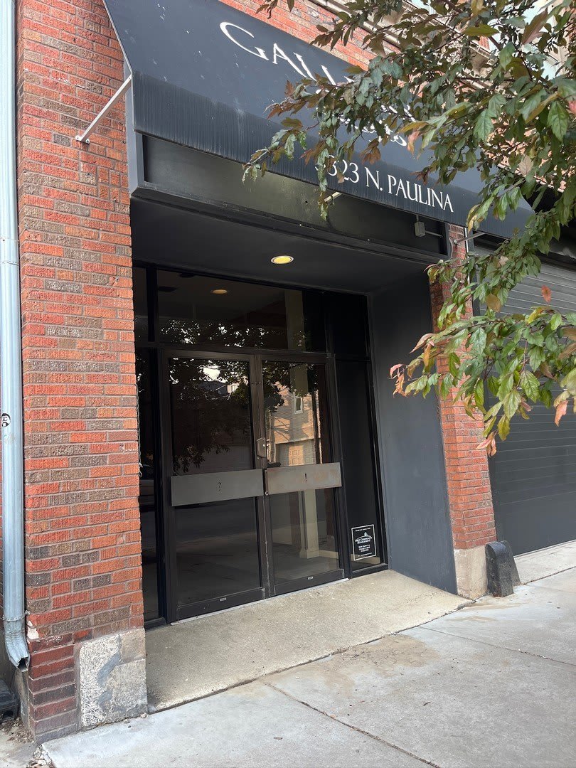 3323 N Paulina Street – photo 1