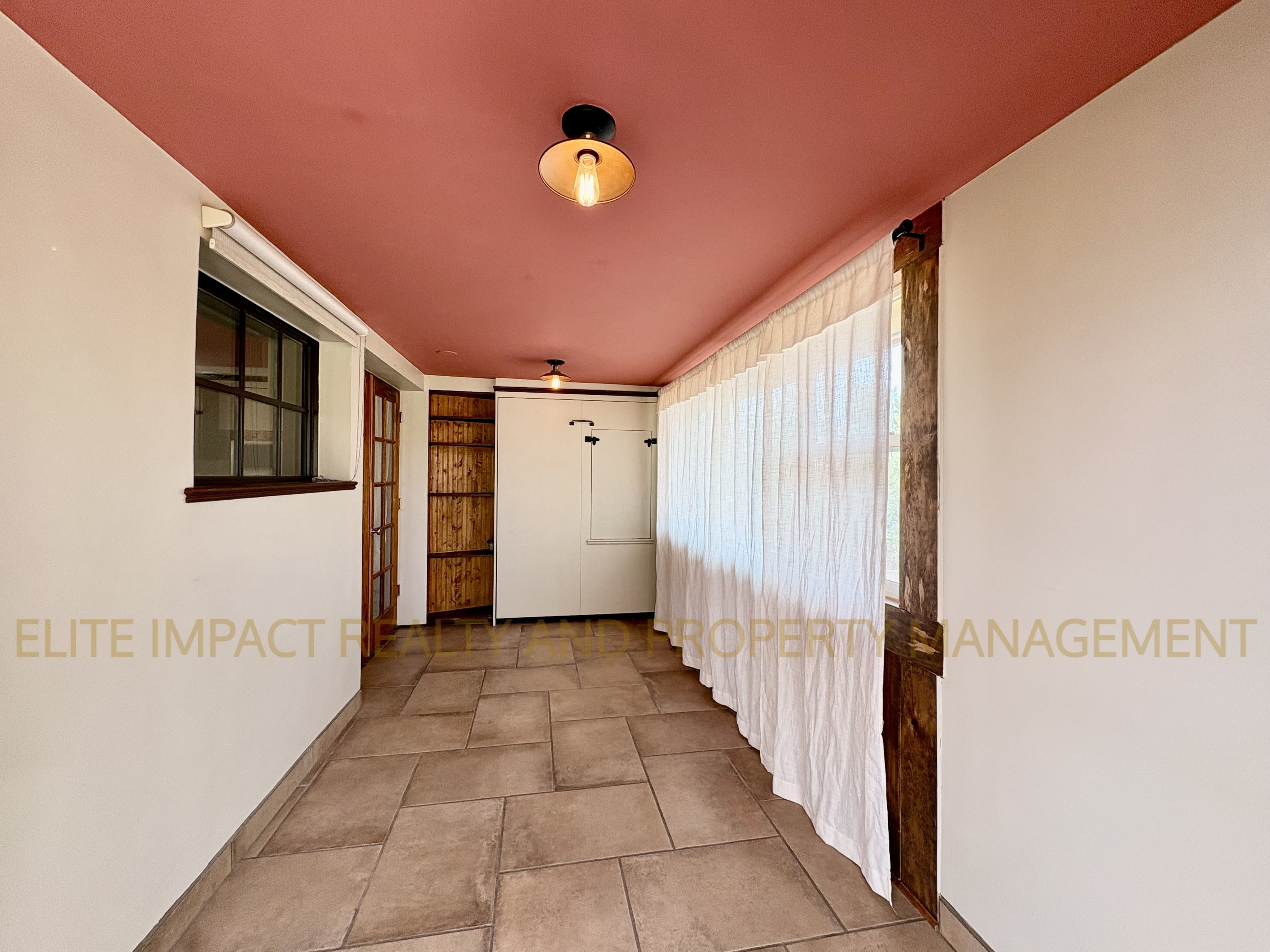 2819 North Woodland Avenue – photo 3