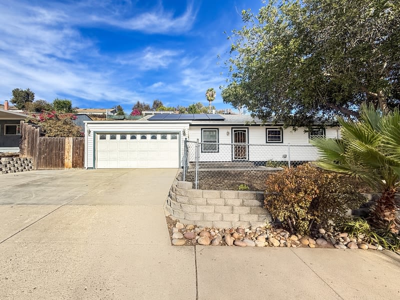 13537 Carriage Road – photo 1
