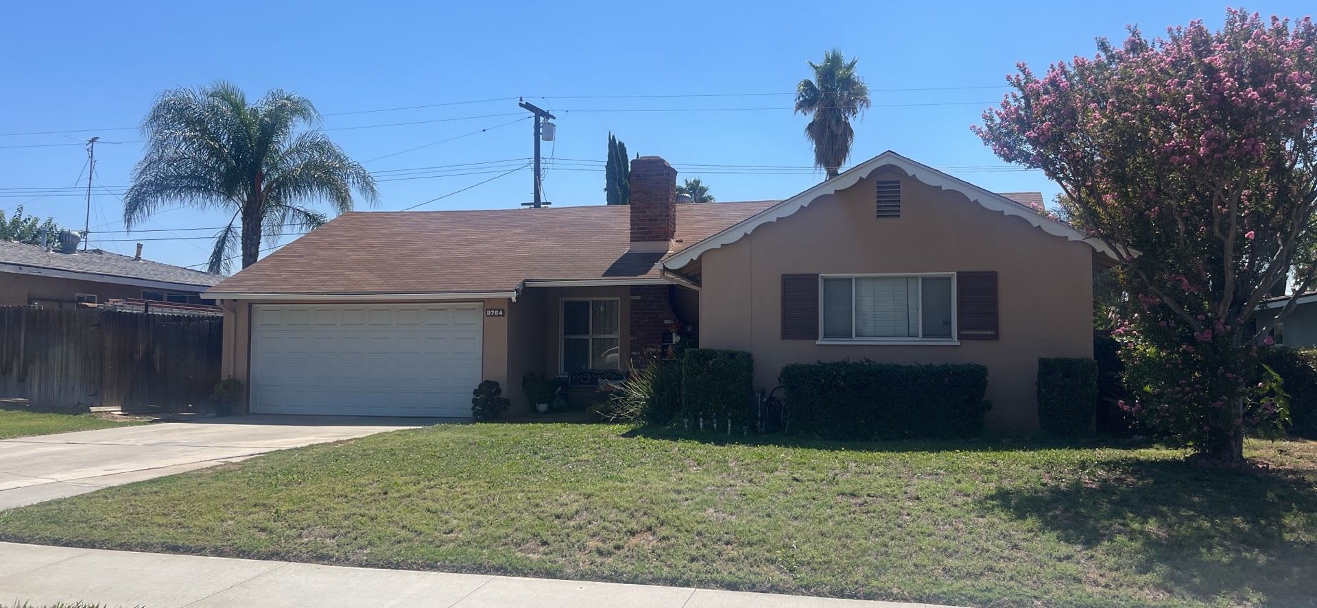 3 Bedroom 2 Bathroom Home in Riverside – photo 1