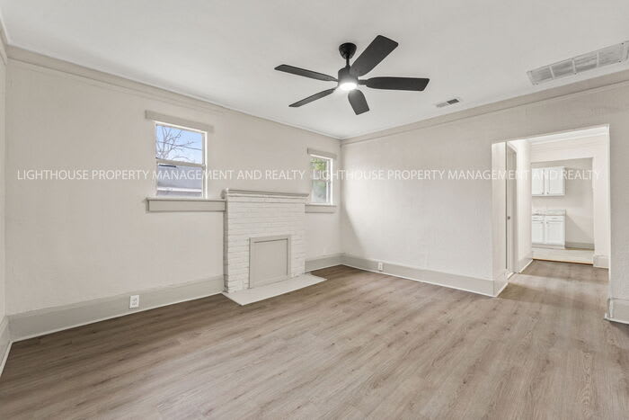 1415 West 31st Street – photo 5