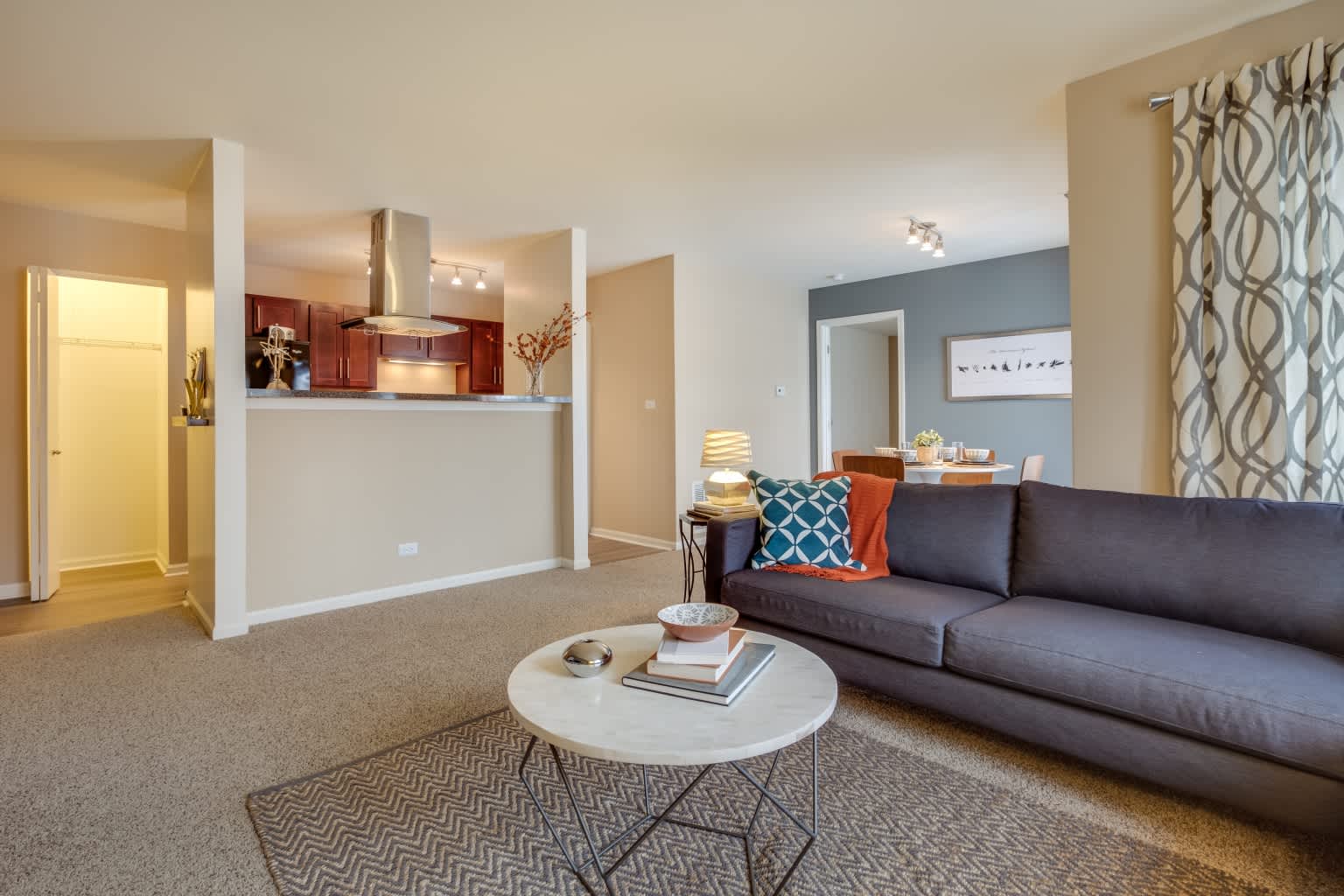 6340 Americana Drive – photo 3