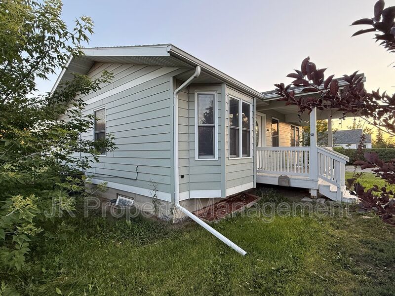 1400 6th Ave S – photo 3