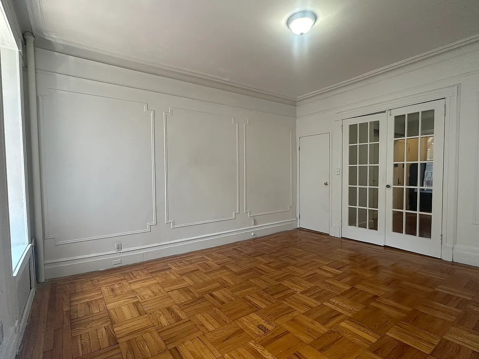 309 W 54th St Apt 3A – photo 4