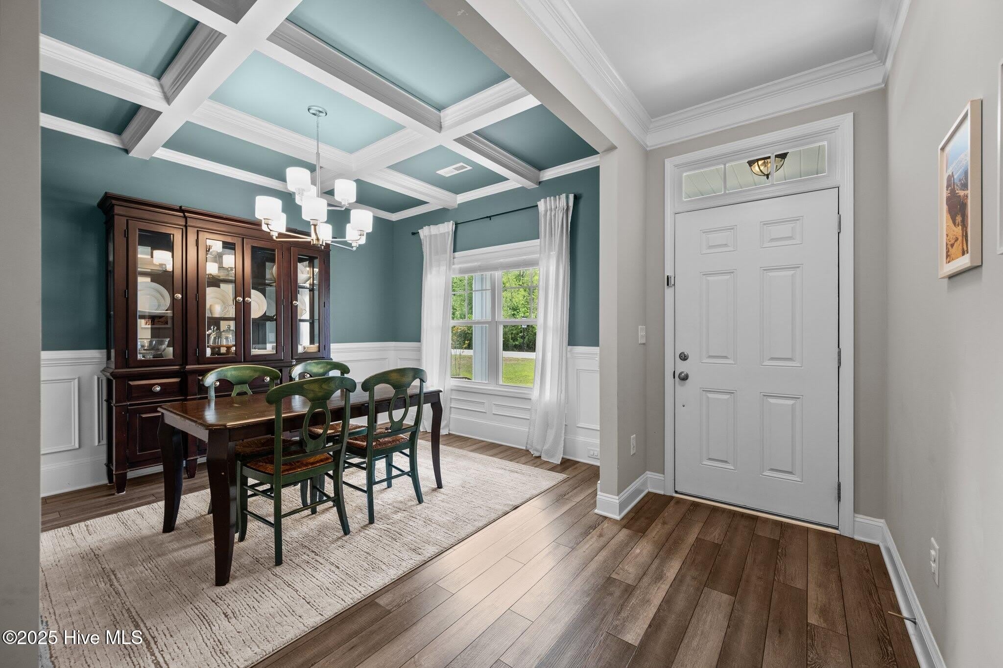 303 Red Cedar Drive – photo 5