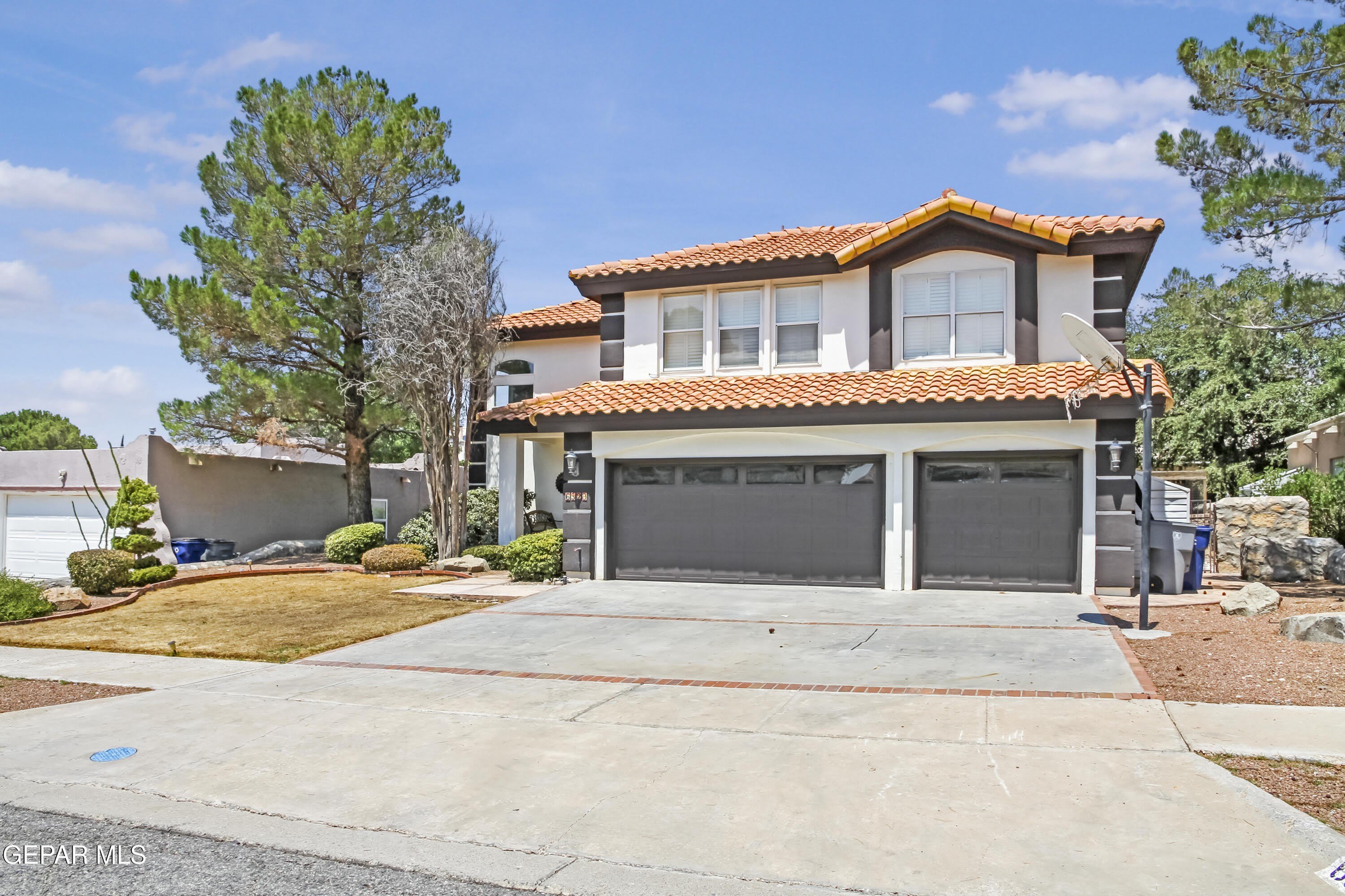 6529 JIM DE GROAT Drive – photo 1