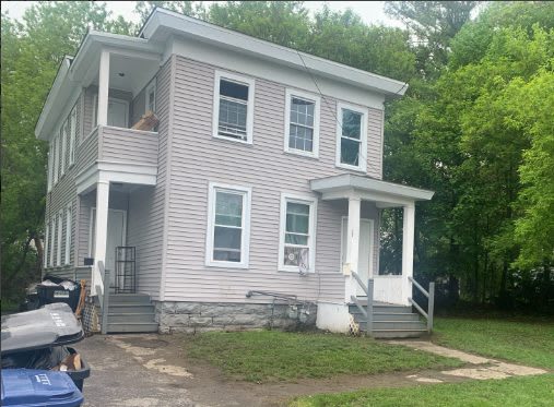 123 Lakeview Avenue – photo 2
