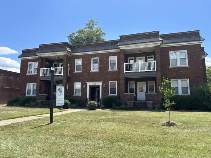 232 West McLelland Avenue – photo 1