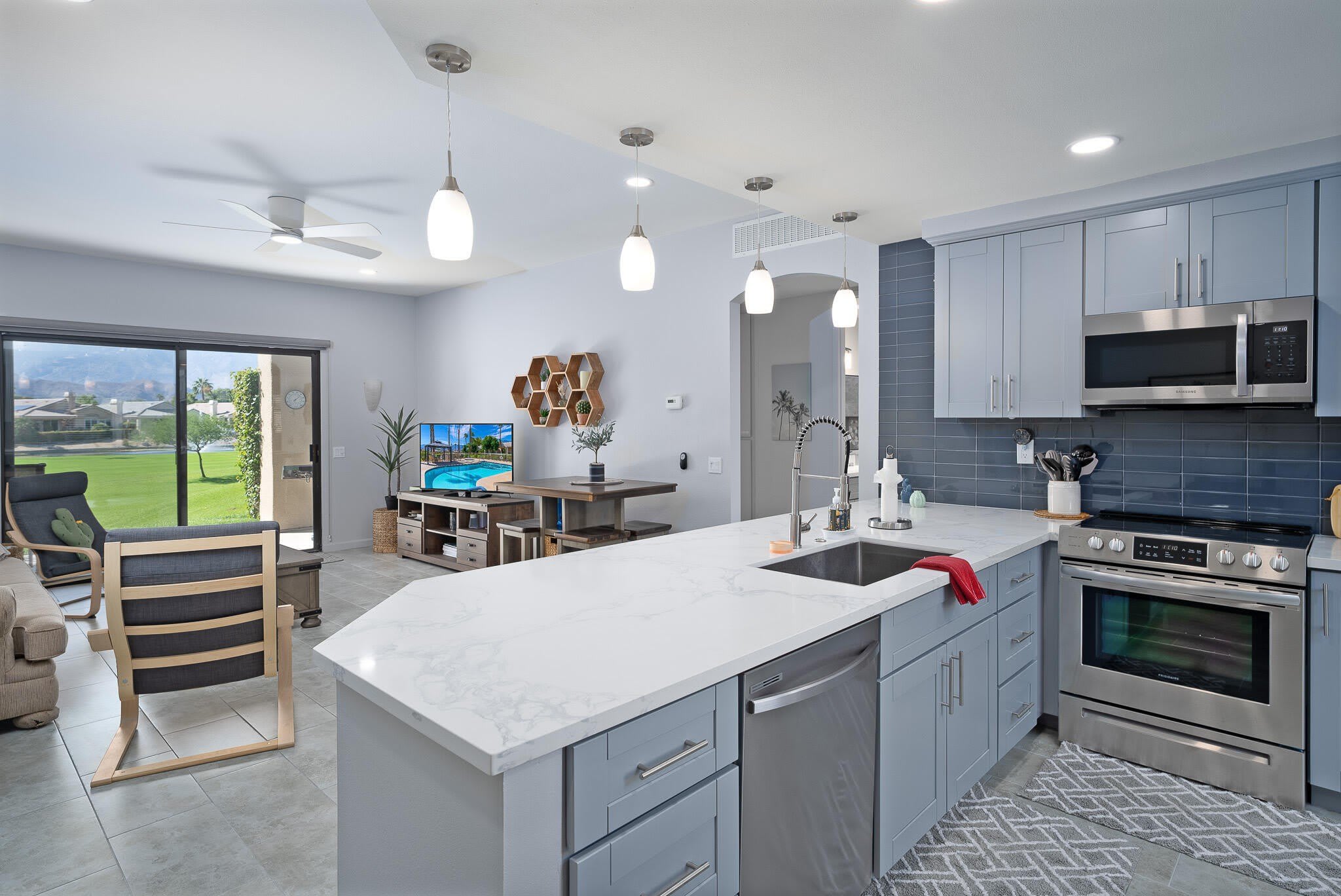 67665 Lagos Way – photo 1