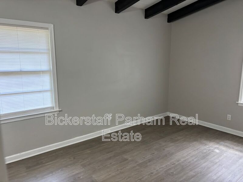 2608 Walker Street – photo 5