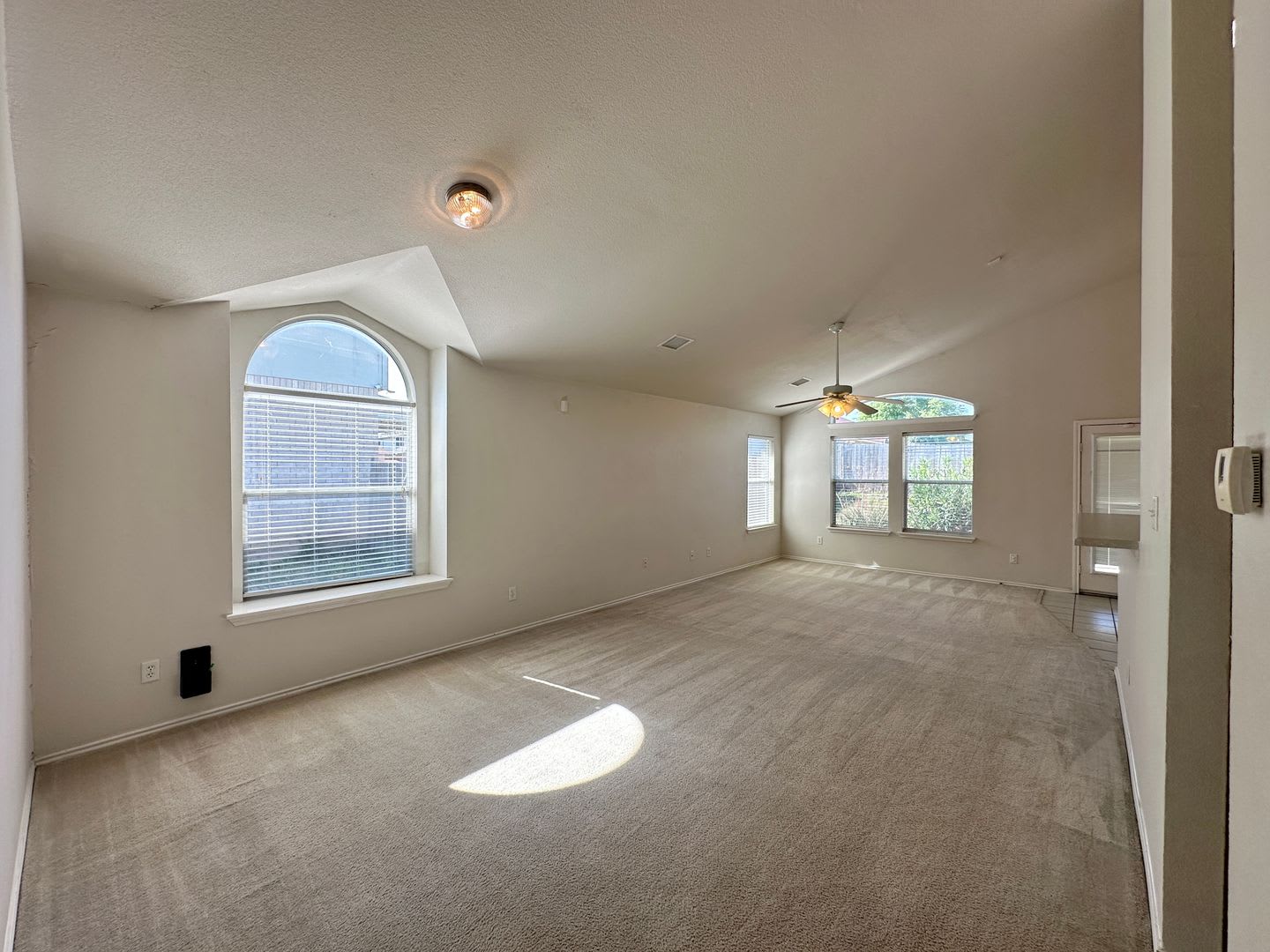 4700 Sydney Harbour Court – photo 2