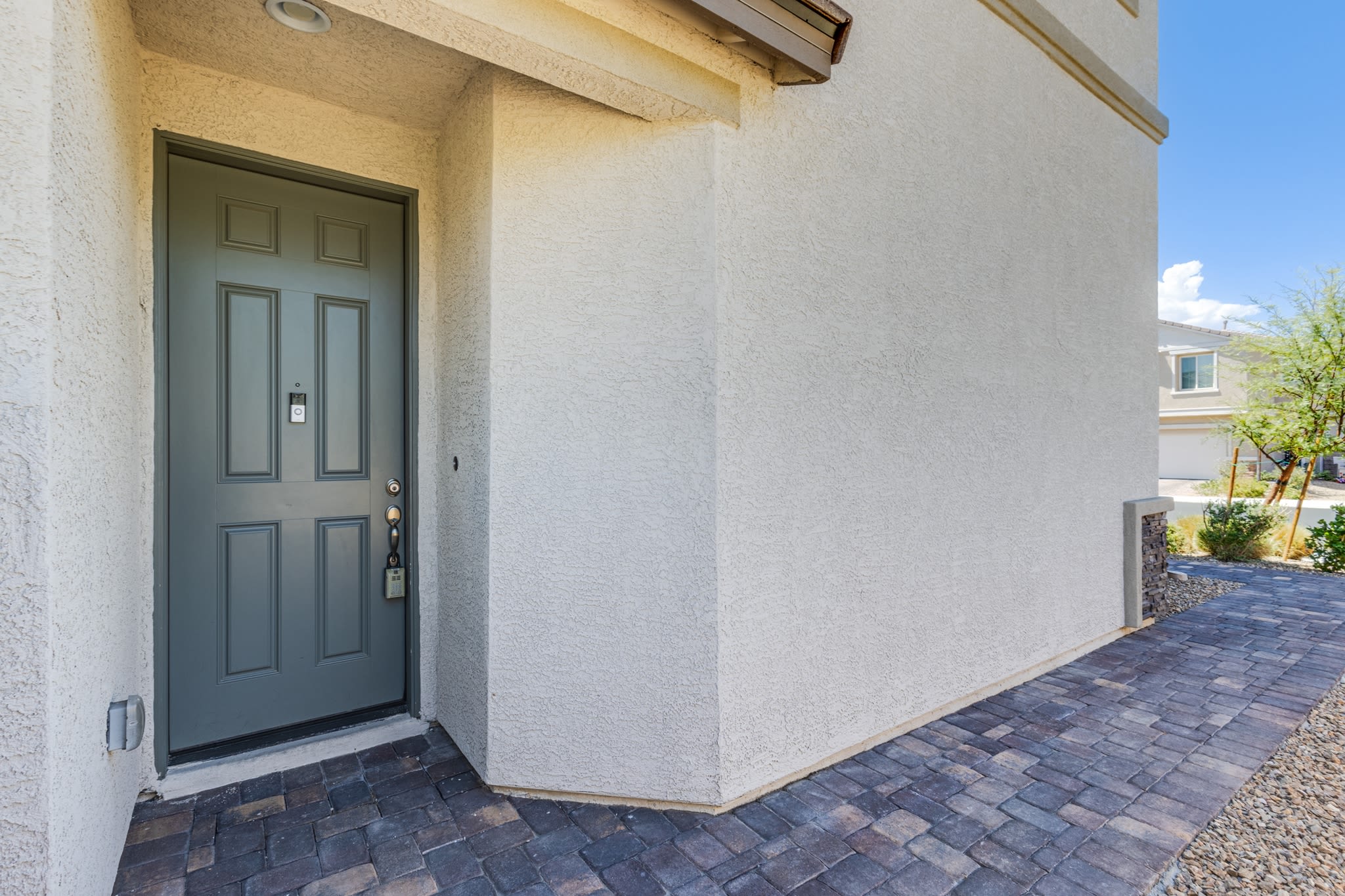 4528 Anspach St – photo 2