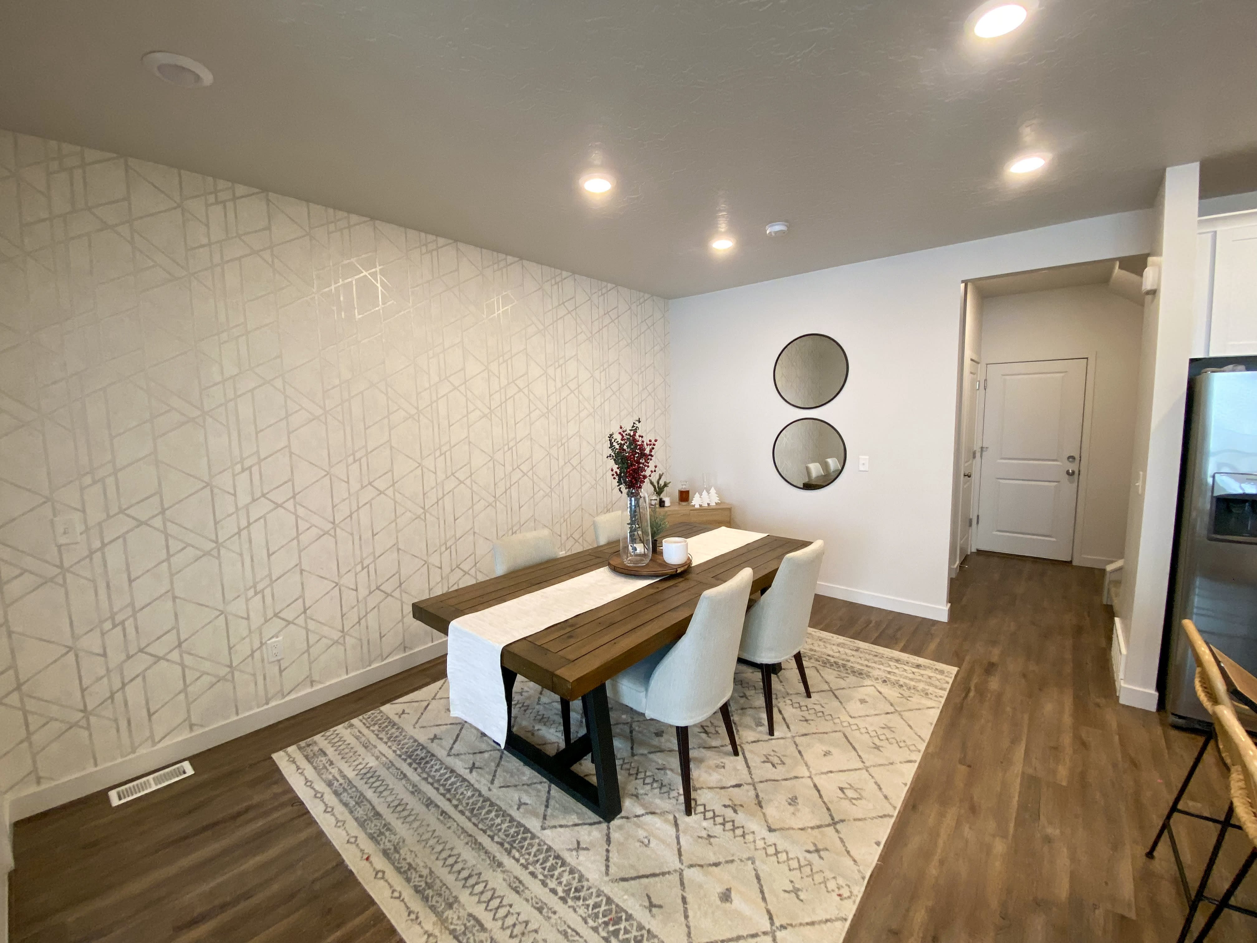 102 East Grant Lane – photo 4