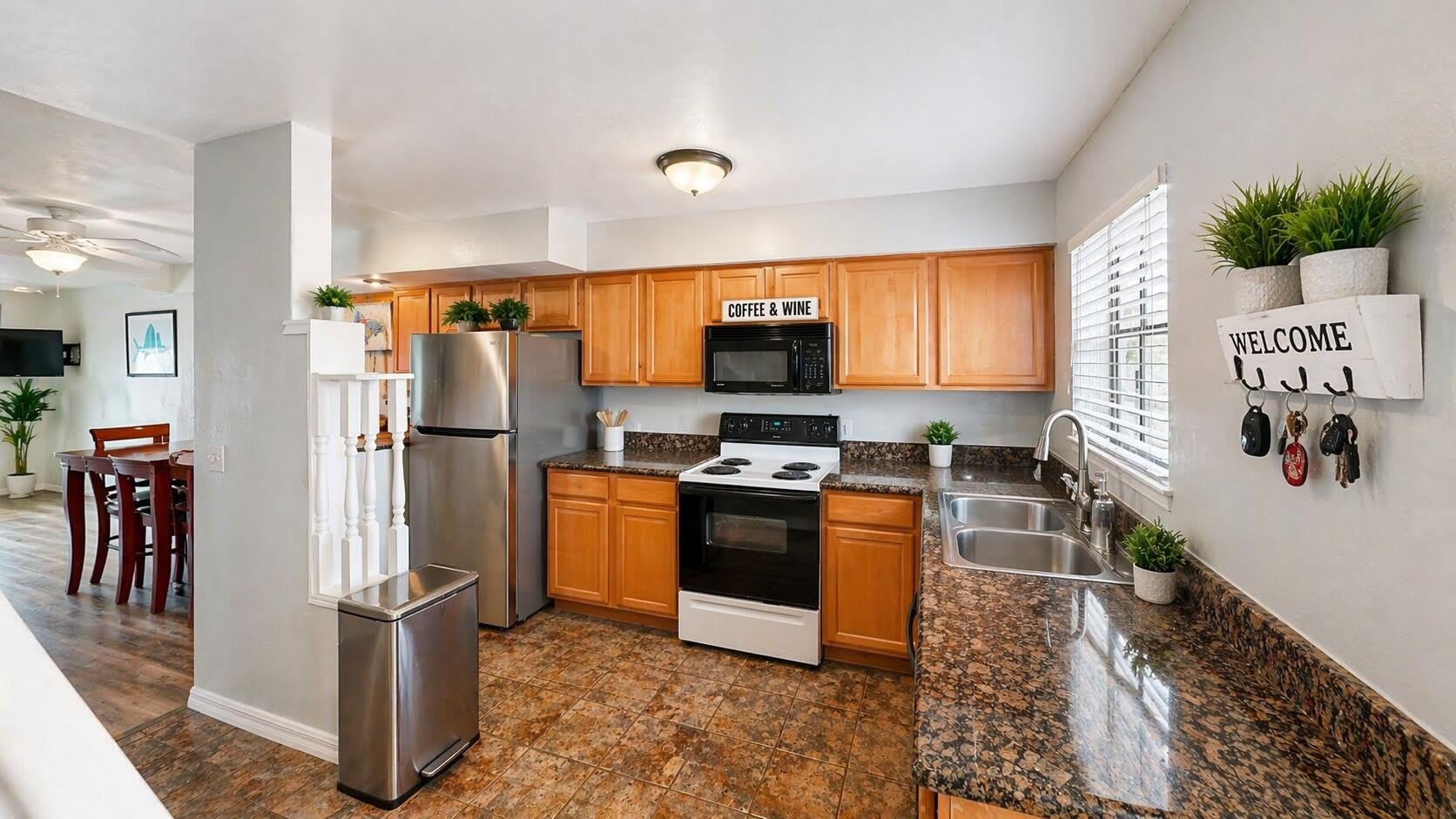 1300 Seaway Drive – photo 2