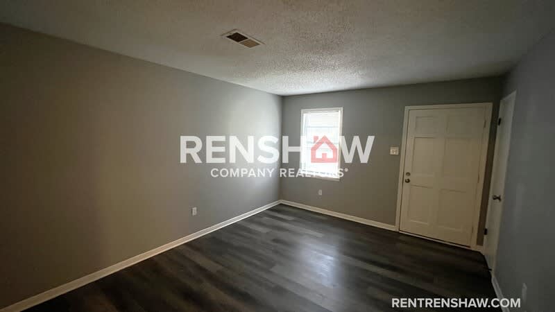 5107 Belfast Dr – photo 4