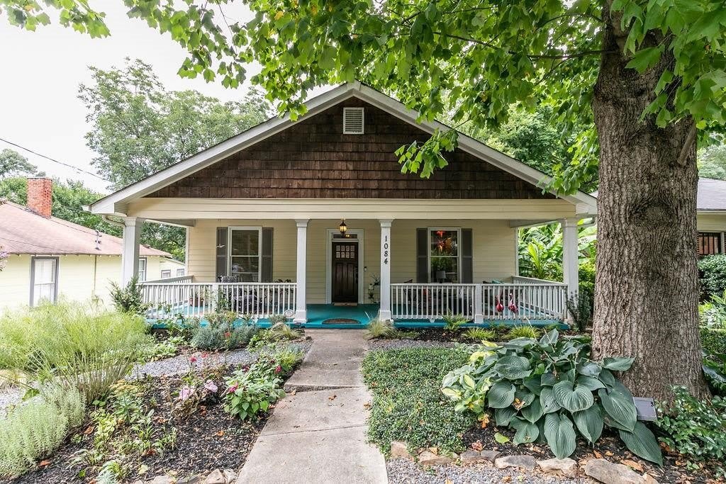 1084 Sanders Avenue Se – photo 2