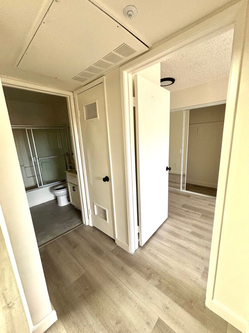 Los Robles Apartments – photo 4