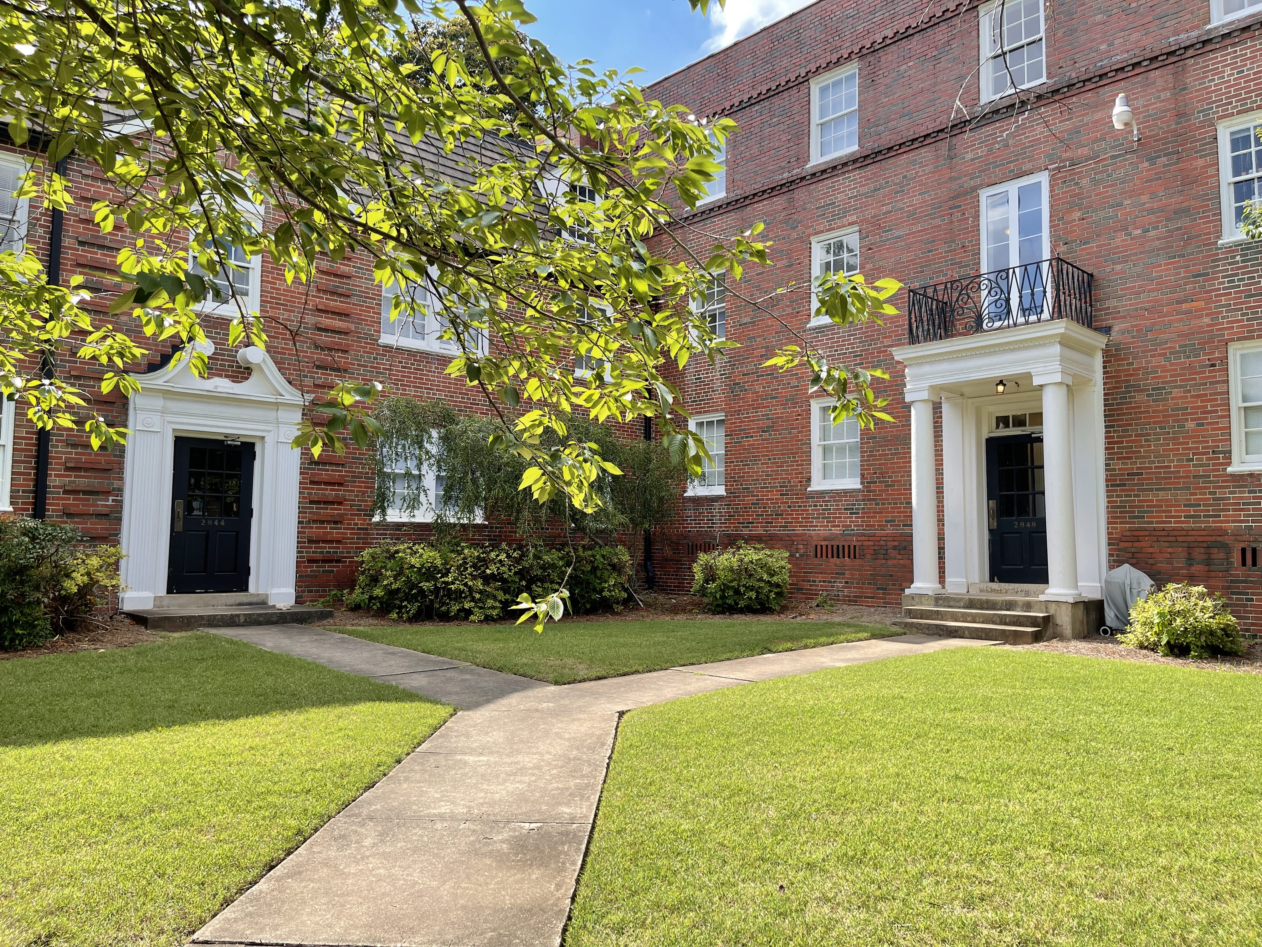 2848 Fairway Dr – photo 1